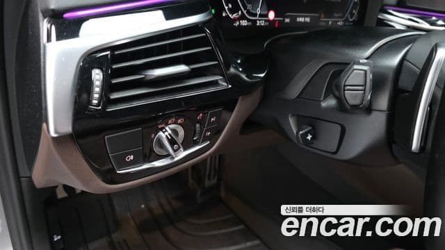 BMW 5시리즈 (G30) 530e M Sport, 2021 17