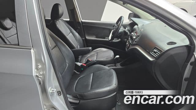 Kia All New Morning Deluxe, 2012 10