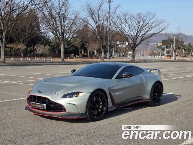 Aston Martin 밴티지 2세대 5.2 V12 Final Edition, 2023 1