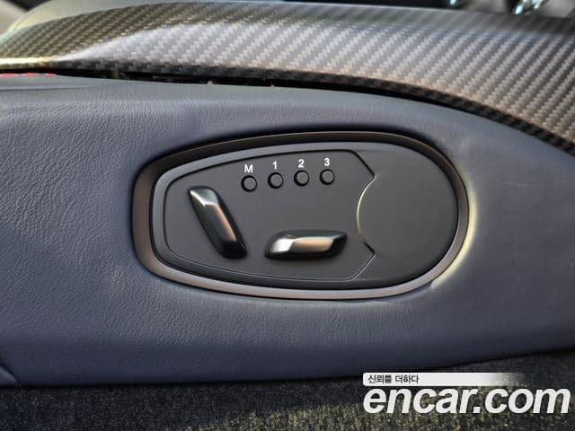 Aston Martin 밴티지 2세대 5.2 V12 Final Edition, 2023 19