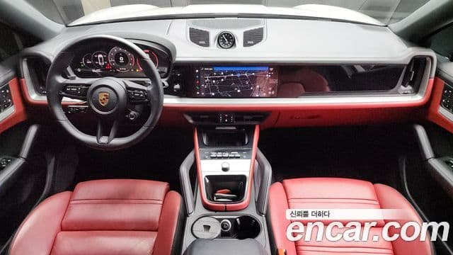 Porsche Cayenne (PO536) 3.0 купе, 2024 7