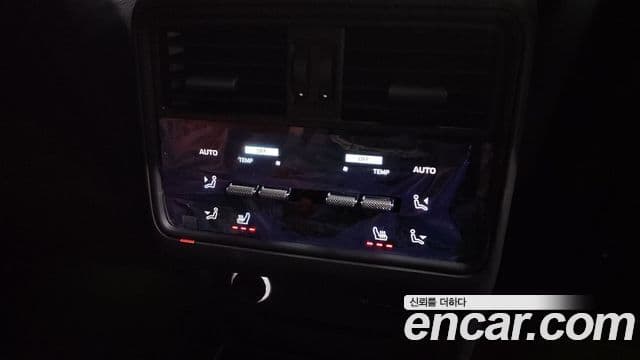 Porsche Cayenne (PO536) 3.0 купе, 2024 18