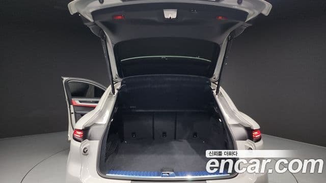 Porsche Cayenne (PO536) 3.0 купе, 2024 19