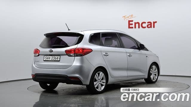 Kia All New Carens Prestige, 2015 2