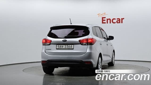 Kia All New Carens Prestige, 2015 4