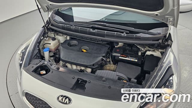 Kia All New Carens Prestige, 2015 6