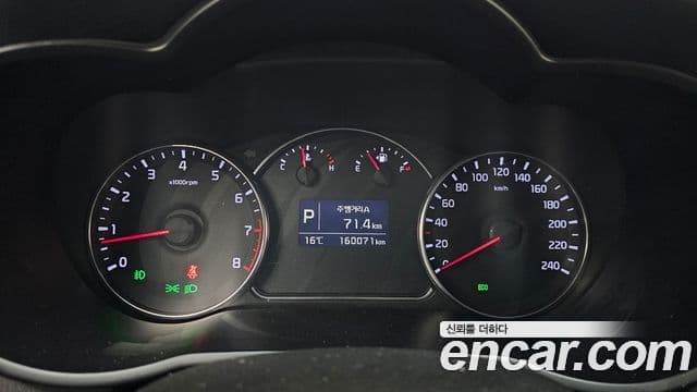 Kia All New Carens Prestige, 2015 8