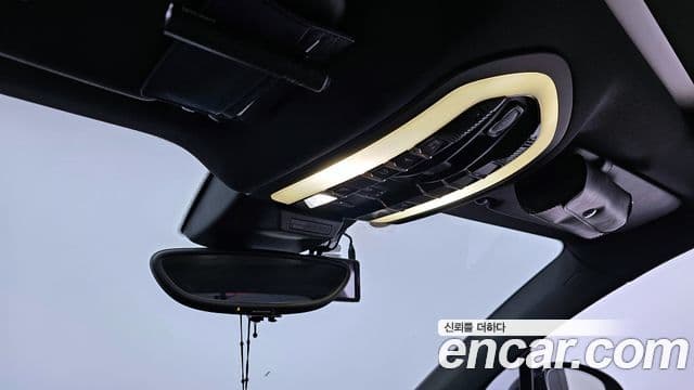 Porsche Macan 95B, 2017 16