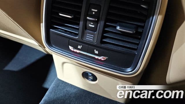 Porsche Macan 95B, 2017 18