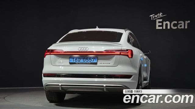 Audi e-Tron 55 Quattro Sportback, 2022 4