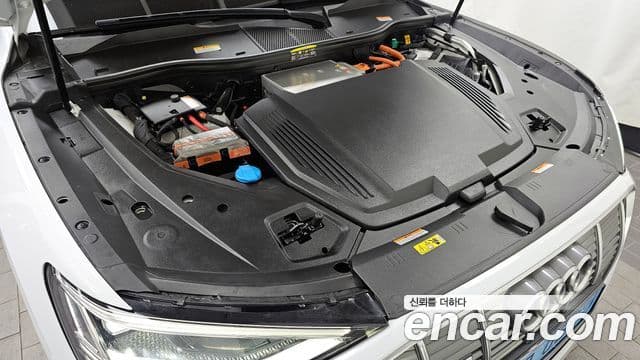 Audi e-Tron 55 Quattro Sportback, 2022 6