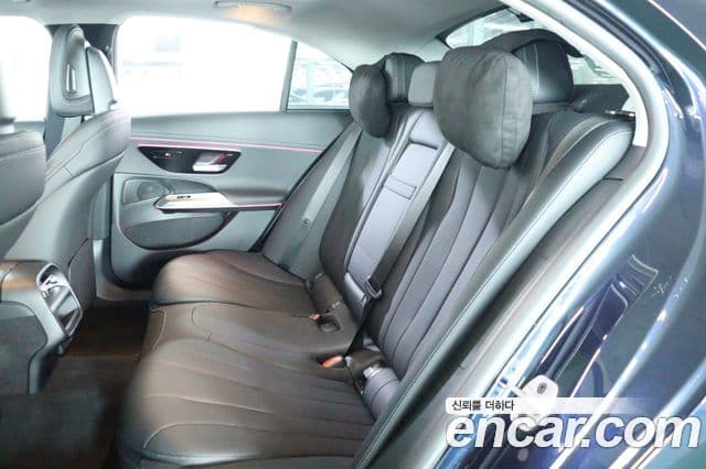 Mercedes-Benz E-класс W214 Avantgarde, 2024 9