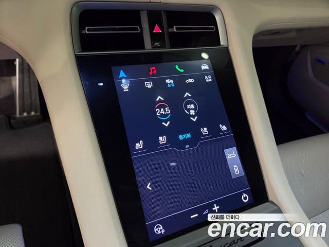 Porsche 타이칸 4S, 2025 12