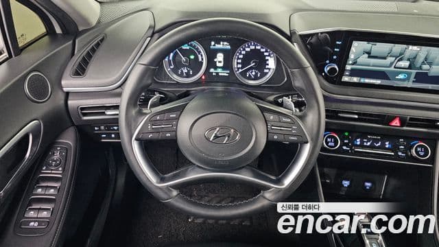 Hyundai Sonata гибрид (DN8) Premium Plus, 2022 13