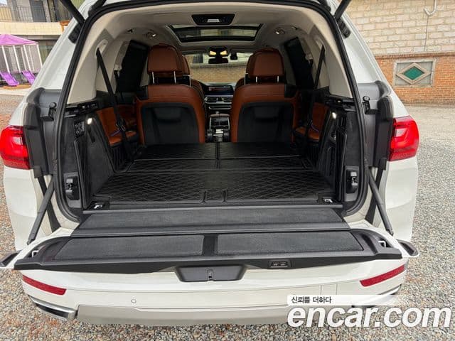 BMW X7 (G07) xDrive 30d Design Pure Excellence 6인승, 2020 7