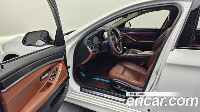 BMW 5시리즈 (F10) 520d xDrive M Aero Dynamic, 2016 10
