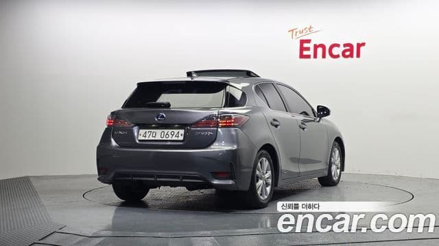 Lexus CT200h ZWA10, 2015 2