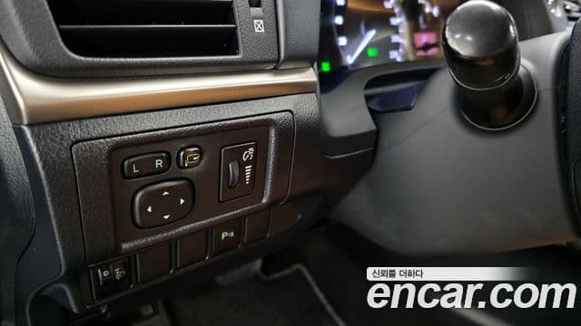 Lexus CT200h ZWA10, 2015 19