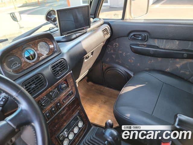 Hyundai 갤로퍼 2 7인승 LPG V6 Exceed, 2000 9