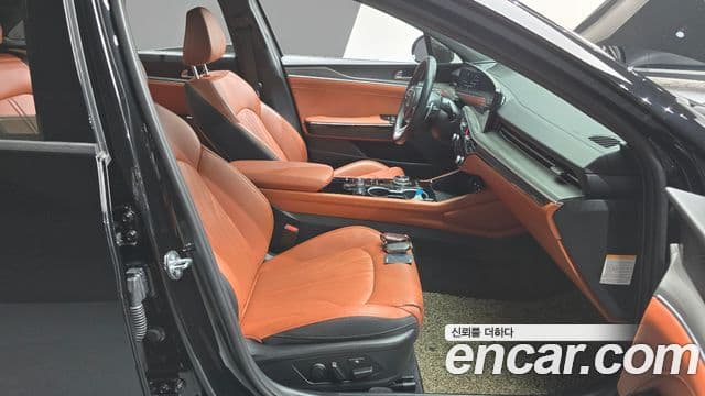 Kia The / новый New K5 гибрид 3세대 Signature, 2024 10