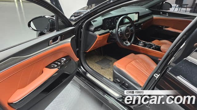 Kia The / новый New K5 гибрид 3세대 Signature, 2024 11