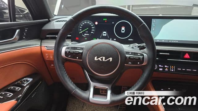 Kia The / новый New K5 гибрид 3세대 Signature, 2024 13