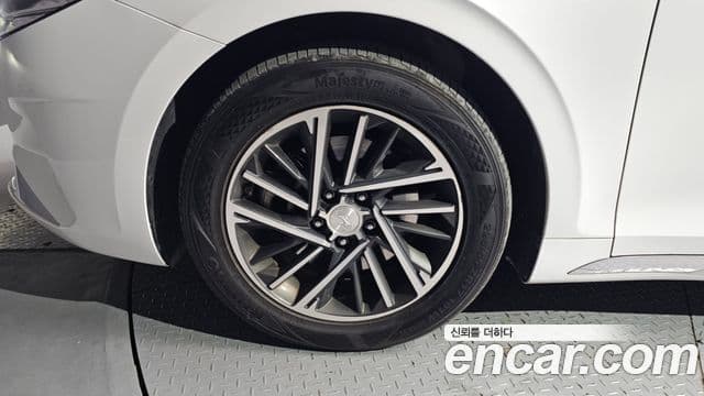 Hyundai The / новый New Grandeur IG люксовая версия, 2020 все фото