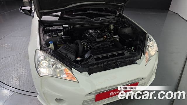 Hyundai Genesis купе 200 турбо P, 2010 6