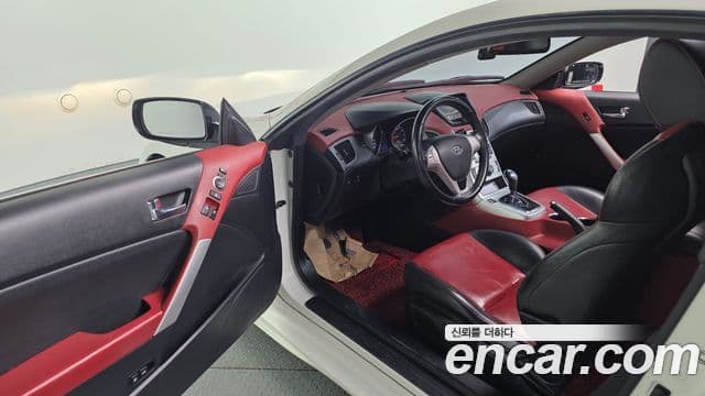 Hyundai Genesis купе 200 турбо P, 2010 11