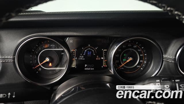 Jeep Wrangler (JL) 2.0 Overland Power top 4도어, 2022 8