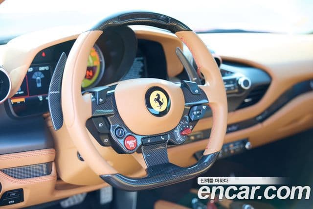 Ferrari F8 스파이더 3.9 V8, 2023 4