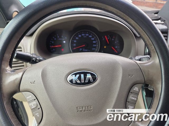 Kia Carnival R топовая версия, 2013 8