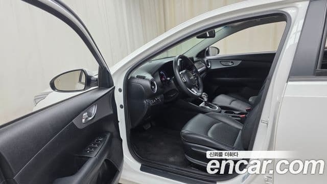 Kia The / новый New K3 2세대 Trendy, 2022 11