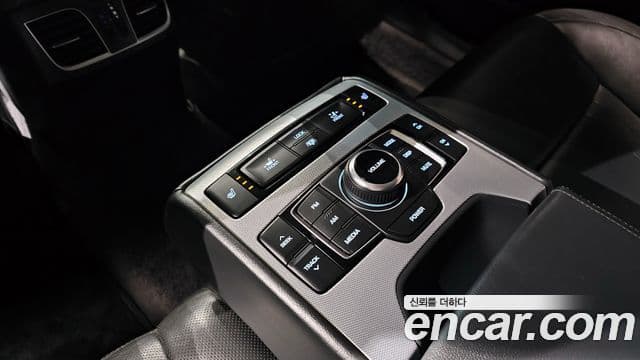 Genesis G80 Prestige, 2018 18