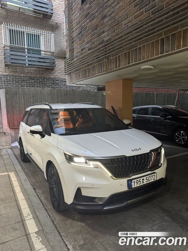 Kia Carnival 4세대 Signature, 2023 1