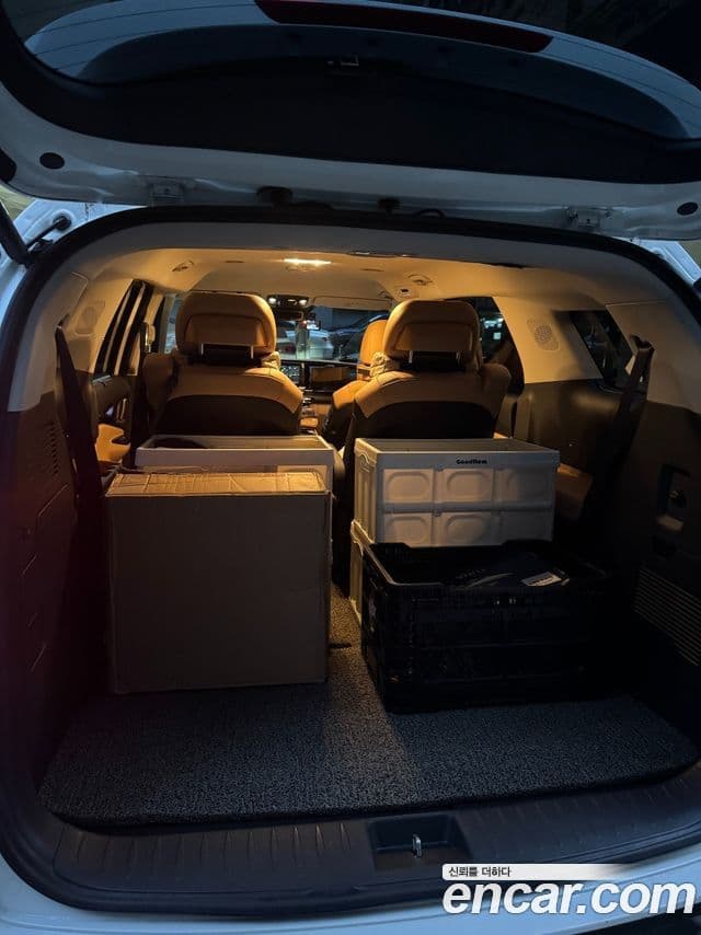 Kia Carnival 4세대 Signature, 2023 11
