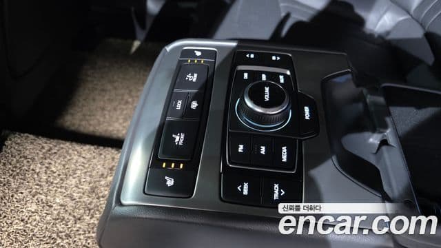 Hyundai Genesis DH Premium, 2016 18