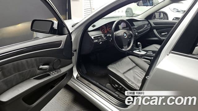 BMW 5시리즈 (E60) 520i седан, 2008 10