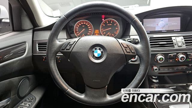 BMW 5시리즈 (E60) 520i седан, 2008 13