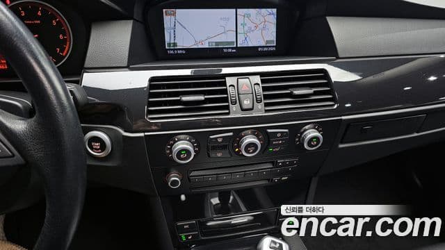 BMW 5시리즈 (E60) 520i седан, 2008 14
