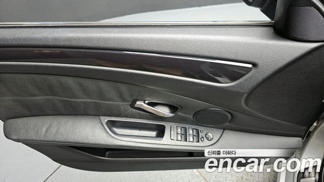 BMW 5시리즈 (E60) 520i седан, 2008 17