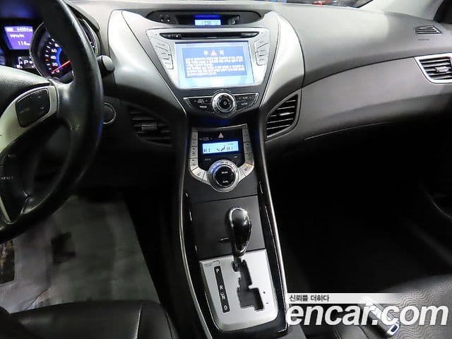 Hyundai Avante MD Premier, 2012 13