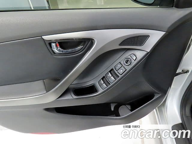 Hyundai Avante MD Premier, 2012 14