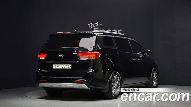 Kia All New Carnival Luxury, 2018 2