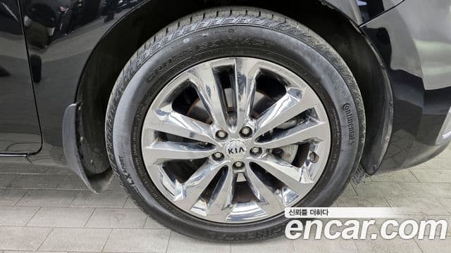 Kia All New Carnival Luxury, 2018 все фото