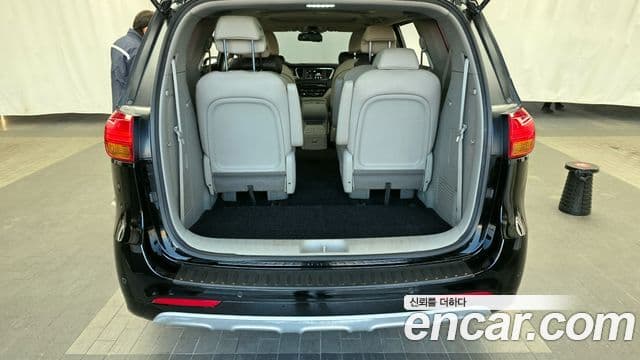 Kia All New Carnival Luxury, 2018 20