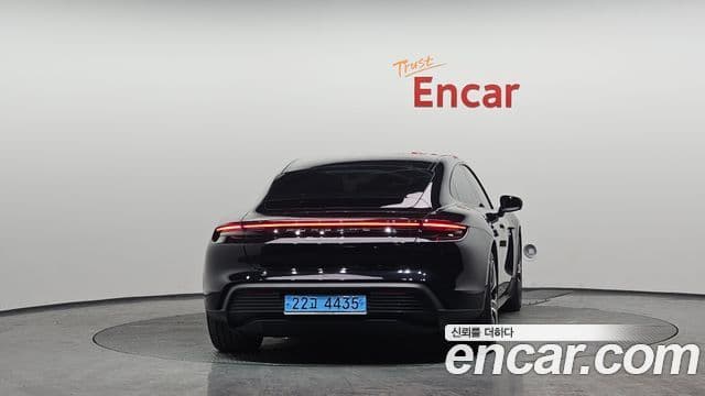 Porsche 타이칸 базовый, 2022 4