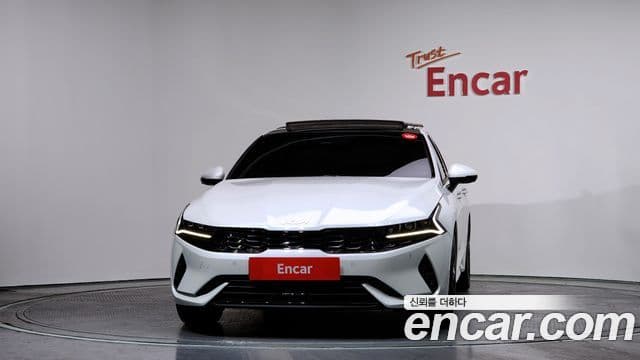 Kia K5 гибрид 3세대 Signature, 2023 3