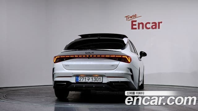 Kia K5 гибрид 3세대 Signature, 2023 4