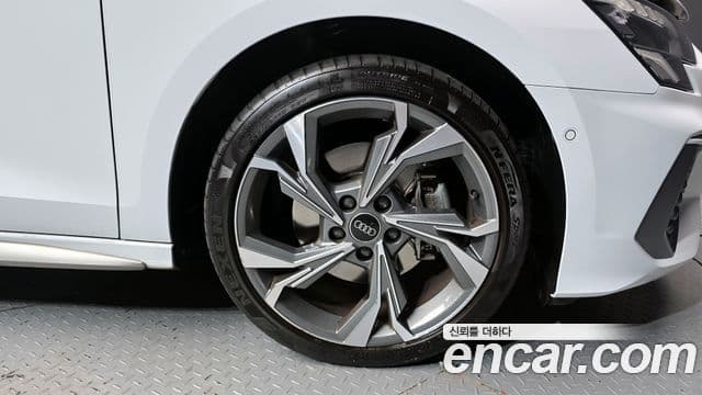 Audi A3 (8Y) Premium, 2023 все фото